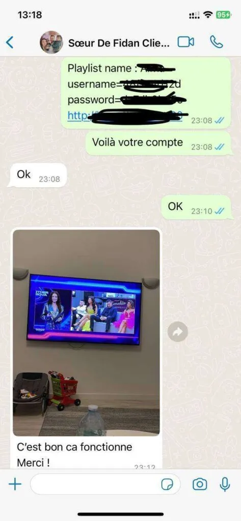 Friendly 24/7 technical customer support chat on WhatsApp